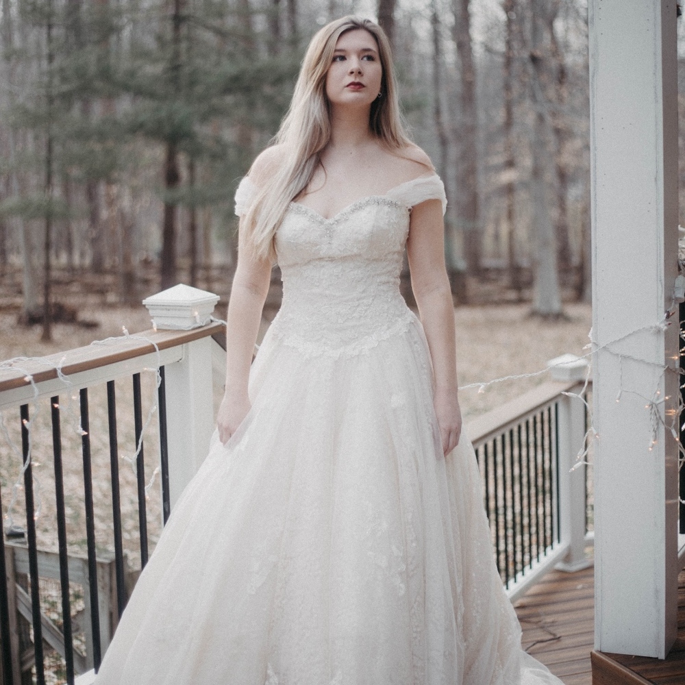 Pearl Bridals Size 8 Princess Wedding Dress